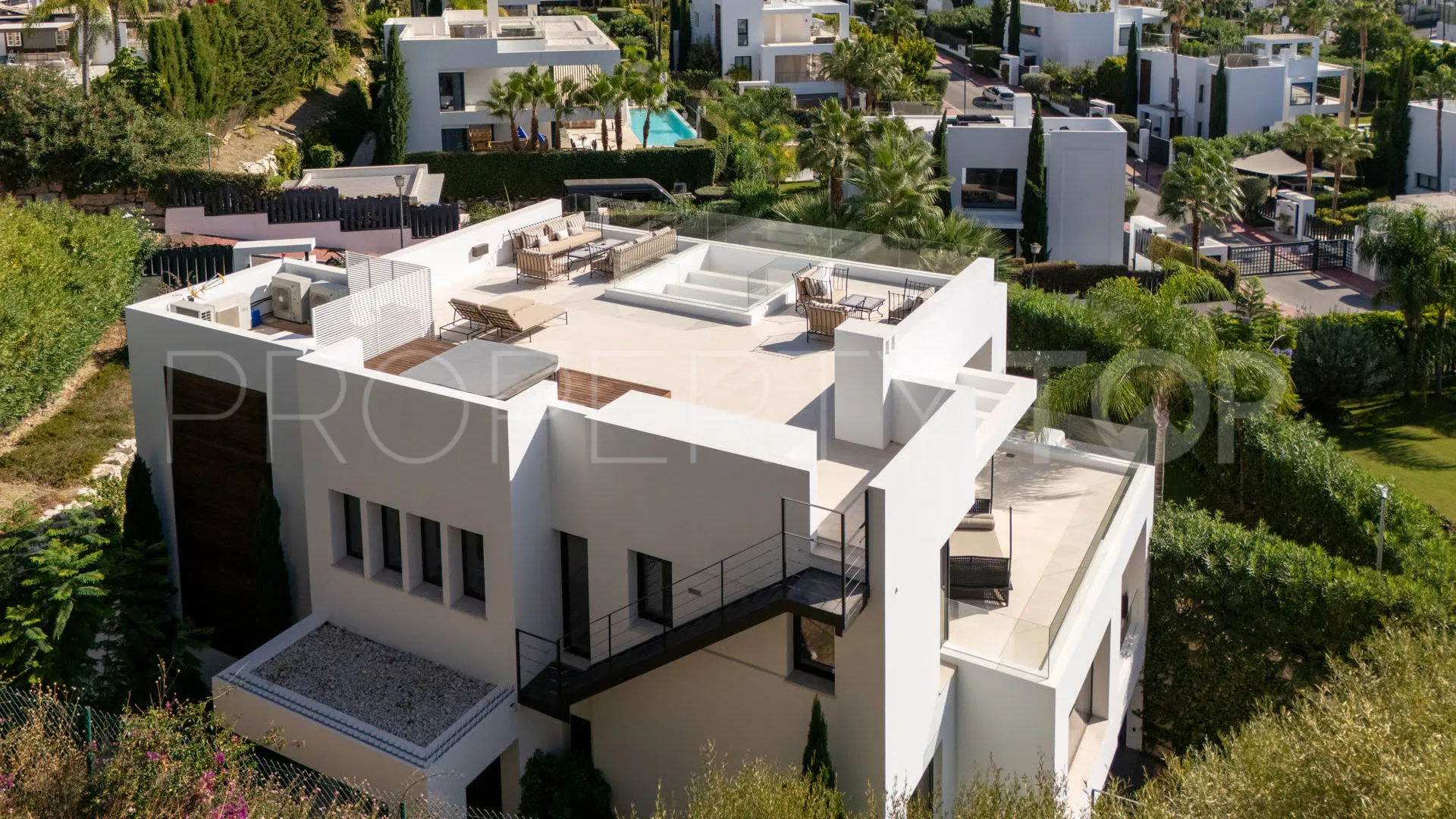 For sale villa in Los Olivos with 6 bedrooms