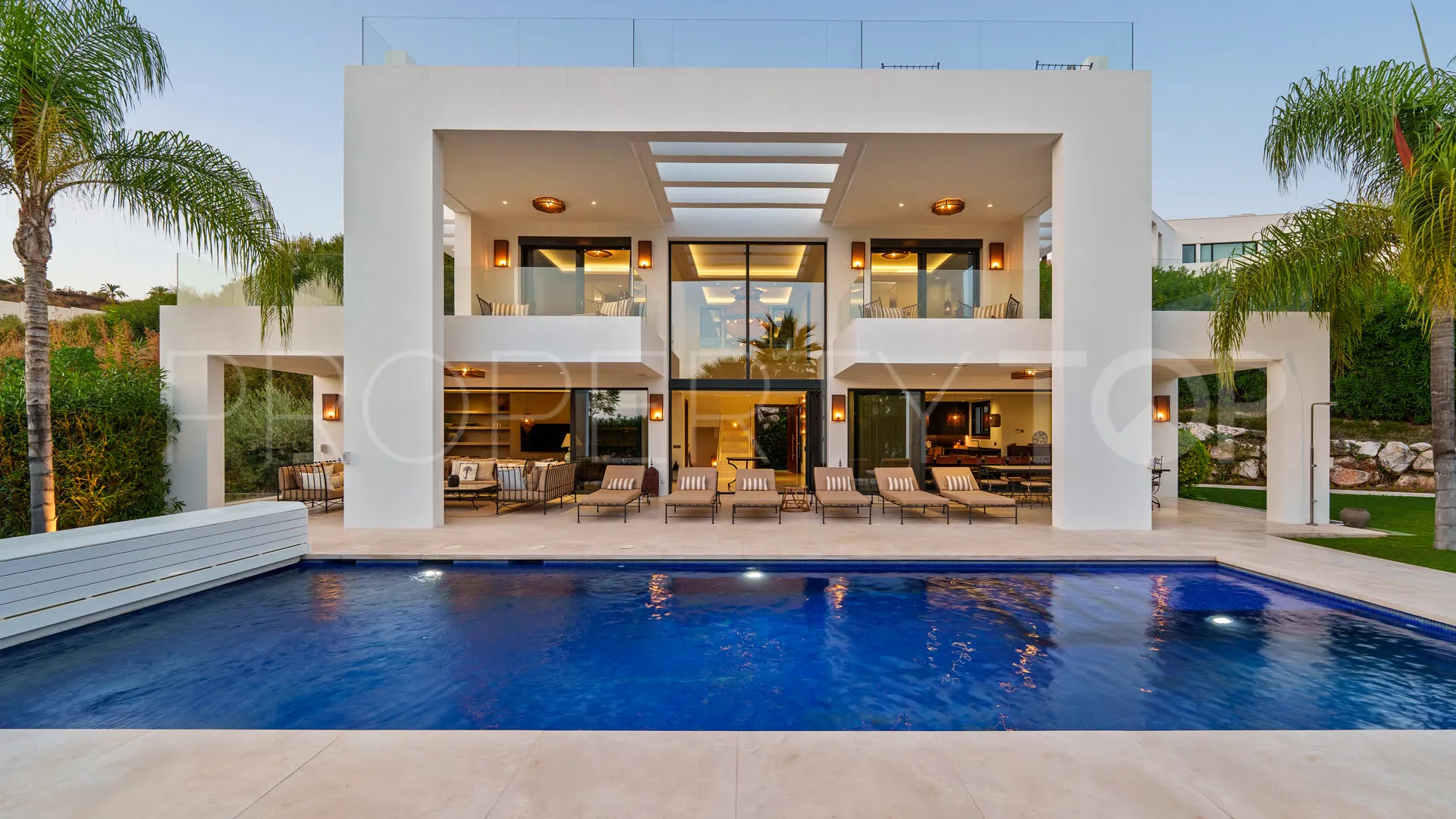 For sale villa in Los Olivos with 6 bedrooms
