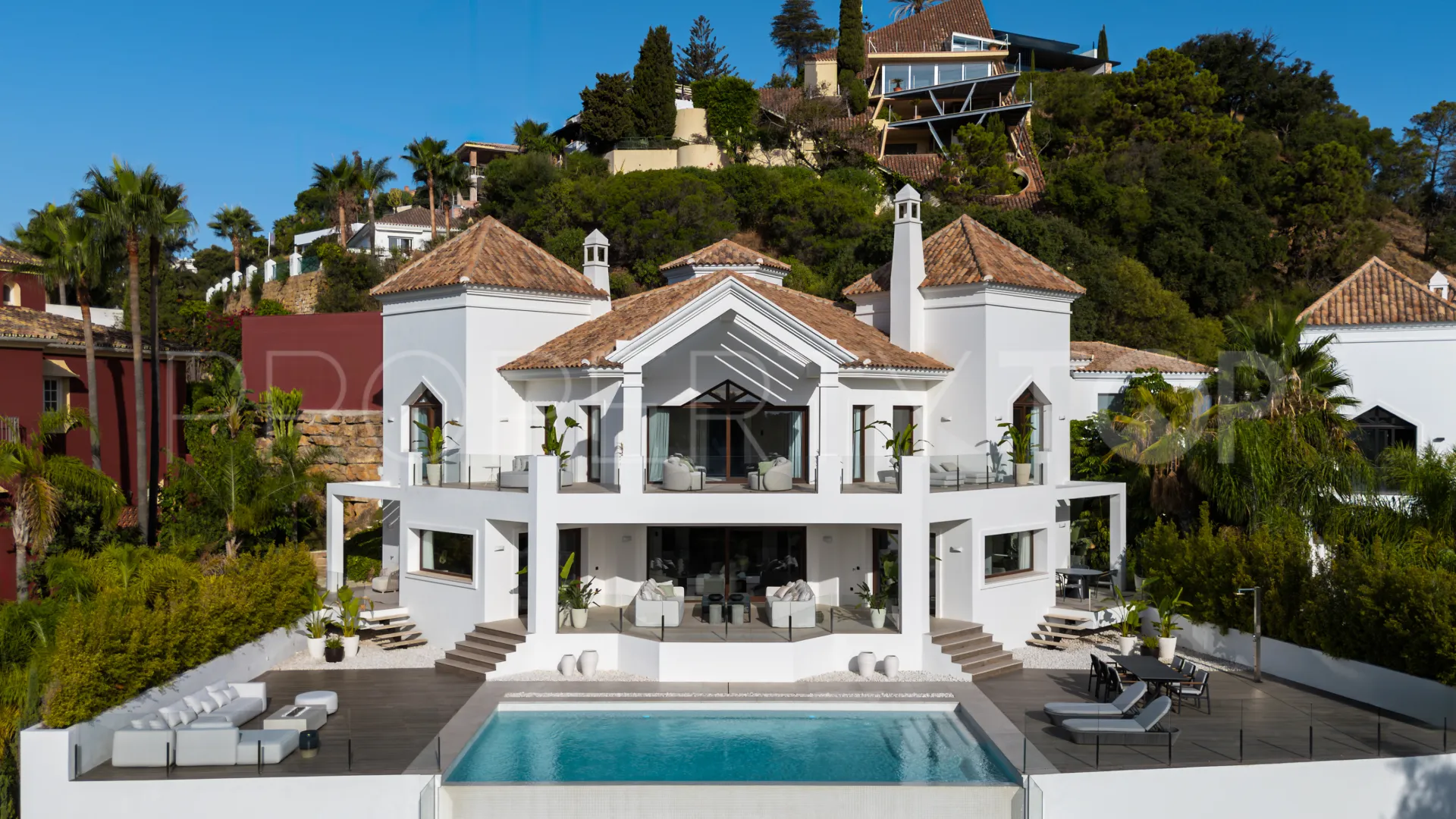 Se vende villa en El Herrojo