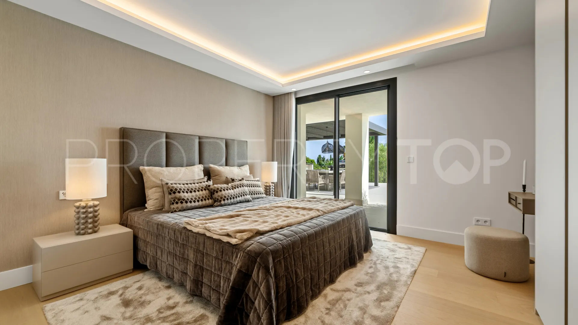 Se vende villa en Rocio de Nagüeles