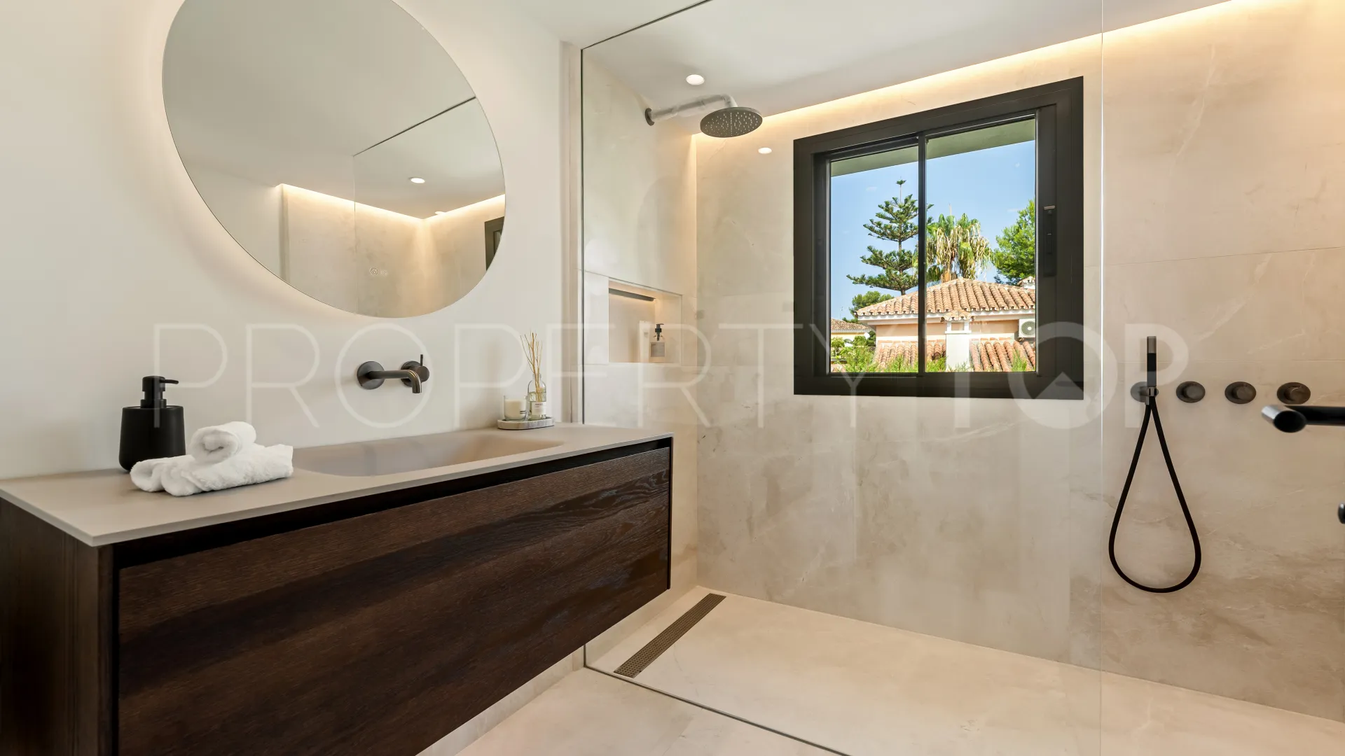 Se vende villa en Rocio de Nagüeles