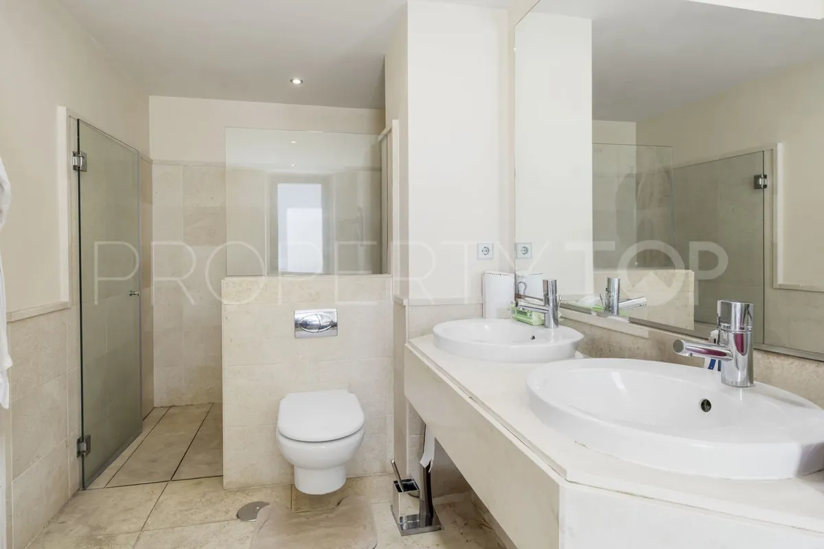 Buy 3 bedrooms penthouse in Los Flamingos