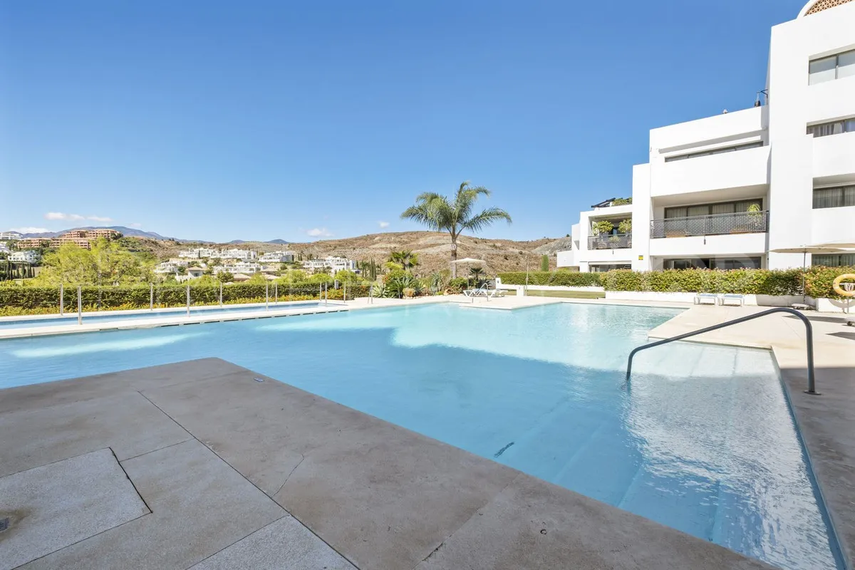 Buy 3 bedrooms penthouse in Los Flamingos