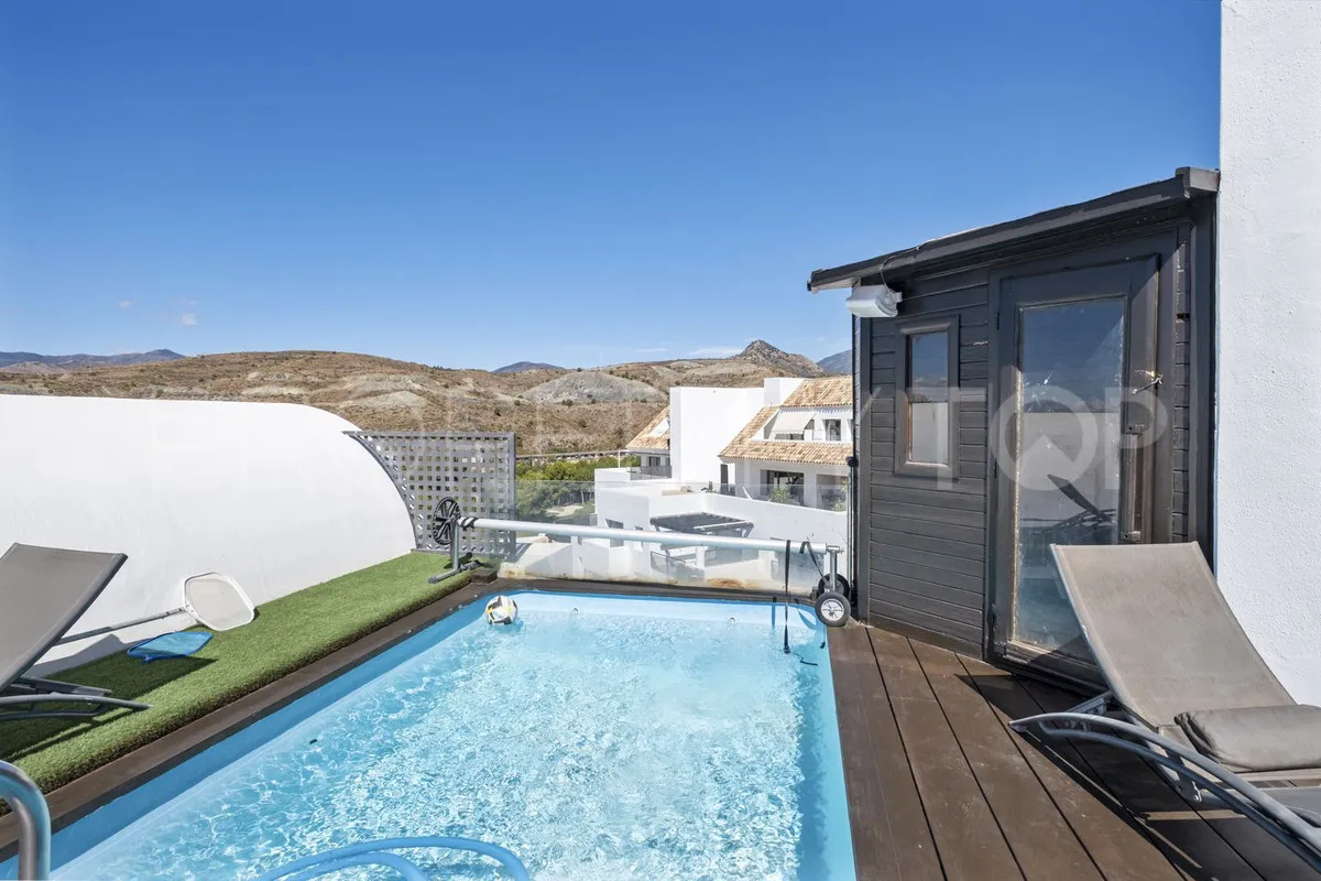Buy 3 bedrooms penthouse in Los Flamingos