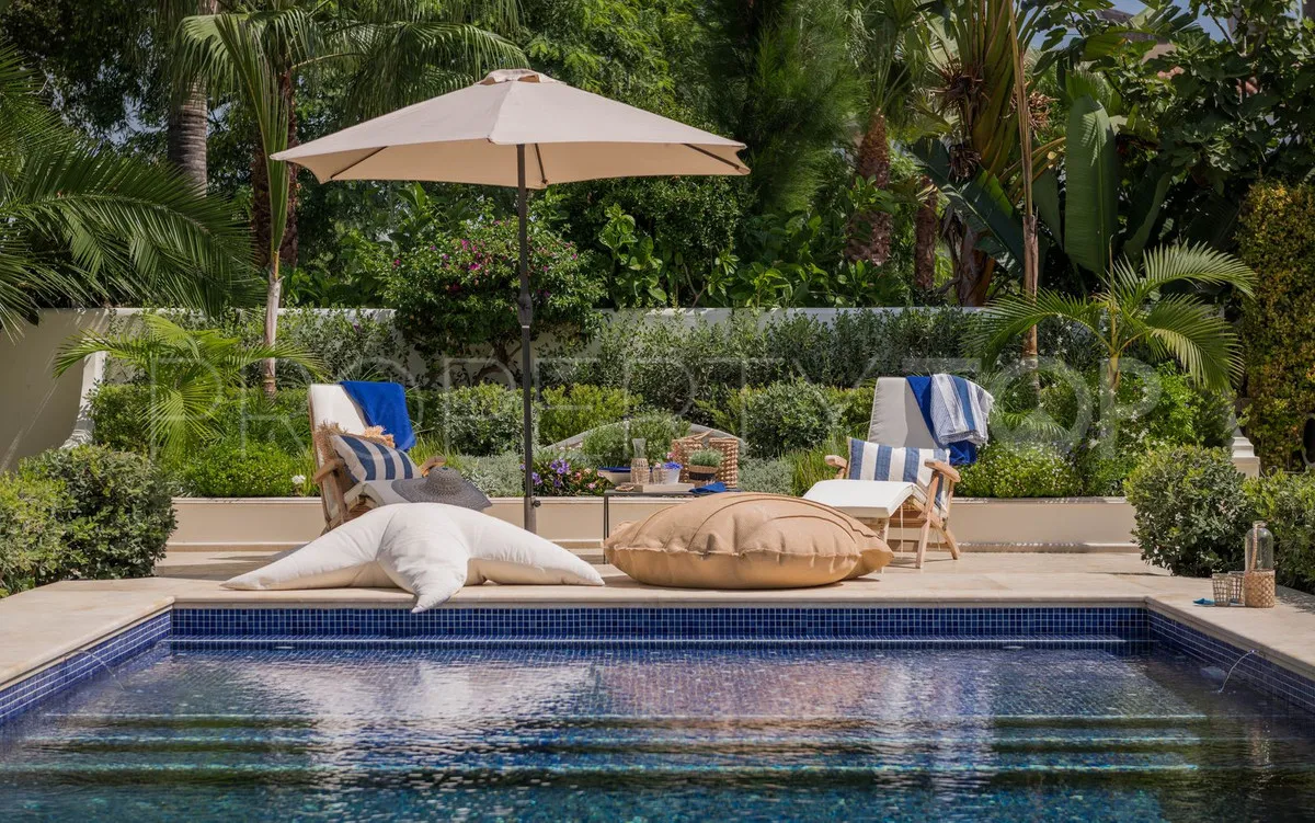 Cala de Mijas, villa a la venta