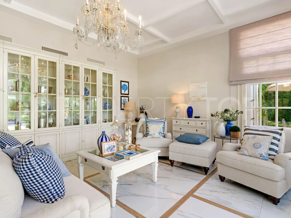 Cala de Mijas, villa a la venta