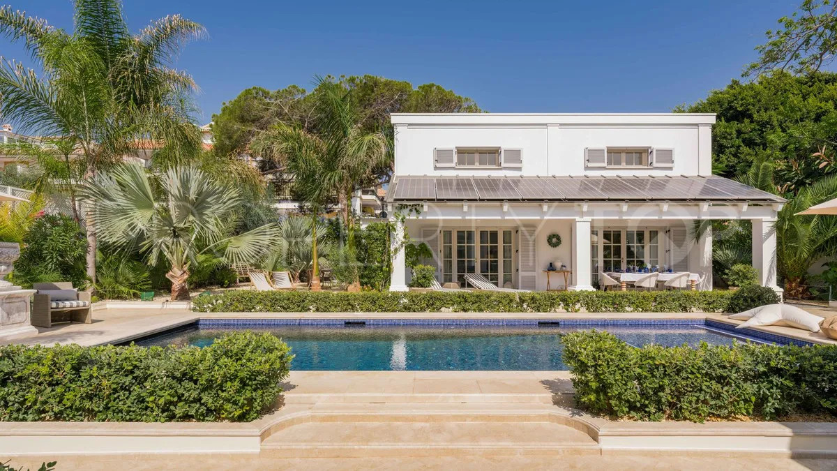 Cala de Mijas, villa a la venta