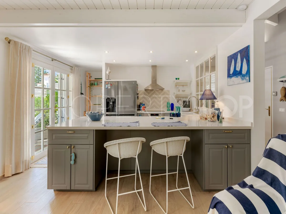 Cala de Mijas, villa a la venta