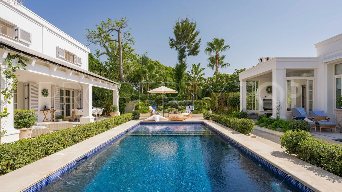 Cala de Mijas, villa a la venta