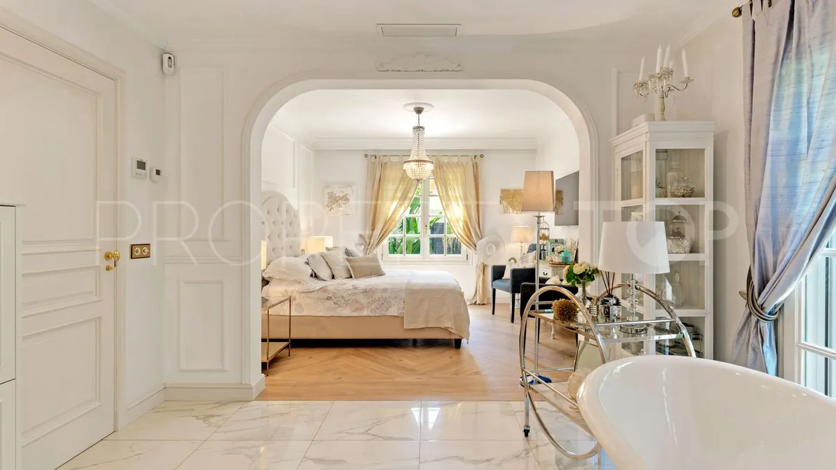 Cala de Mijas, villa a la venta