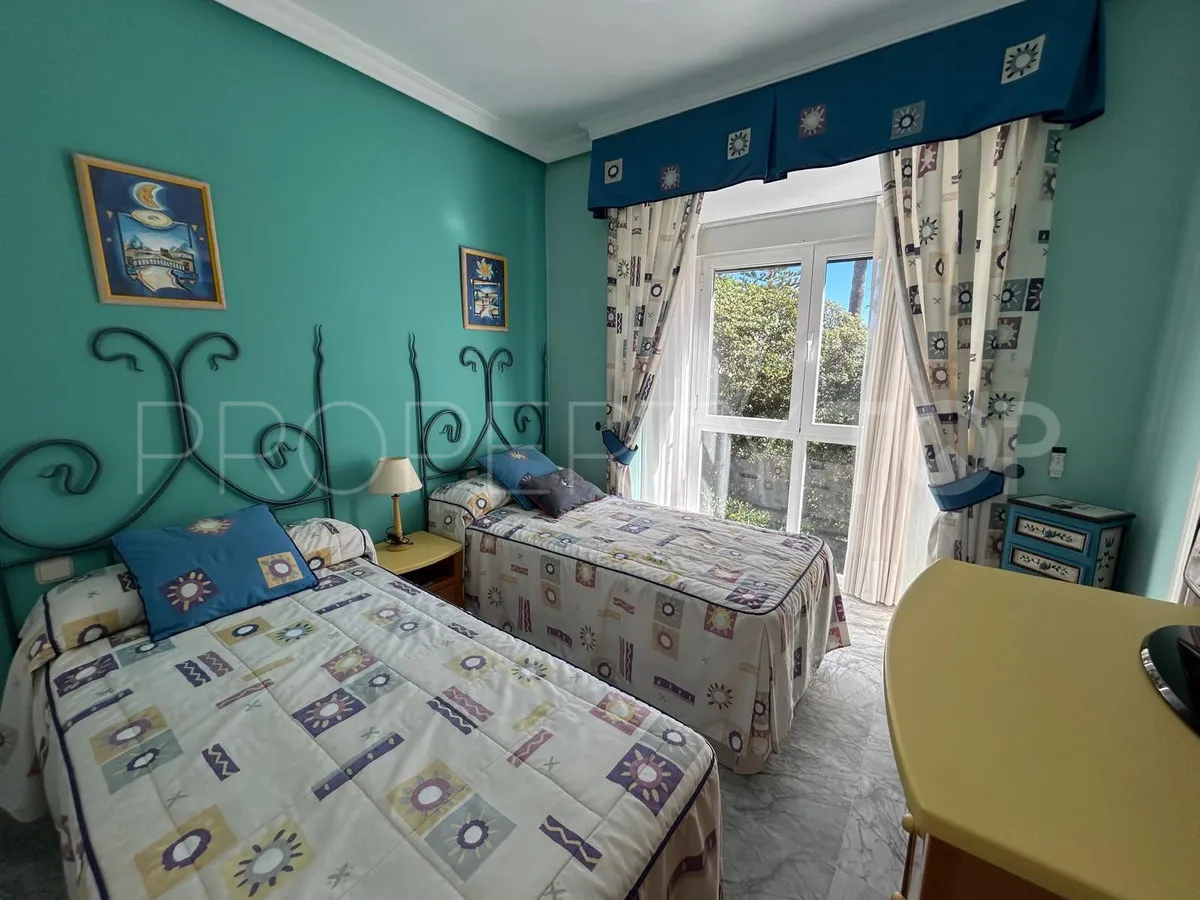 Bahia de Marbella, adosado en venta con 3 dormitorios