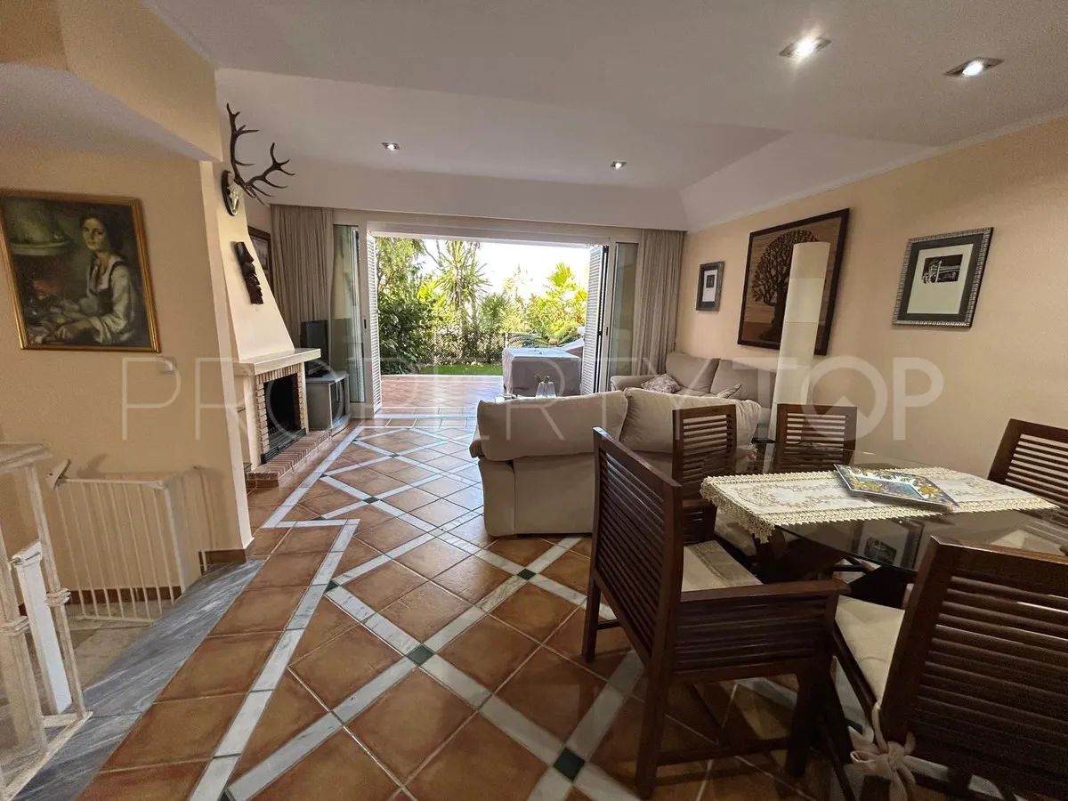 Bahia de Marbella, adosado en venta con 3 dormitorios