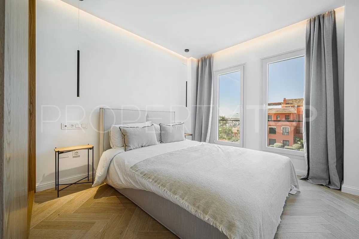 Penthouse for sale in New Golden Mile