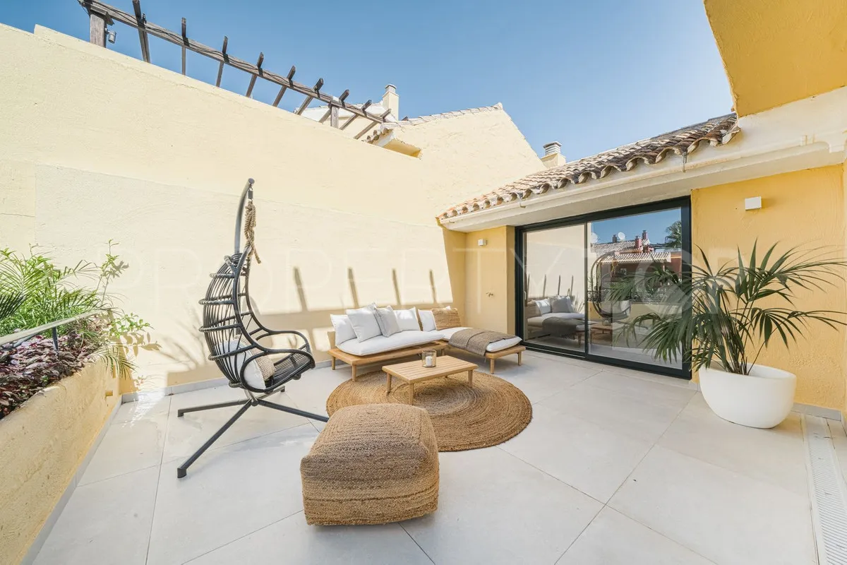 Penthouse for sale in New Golden Mile