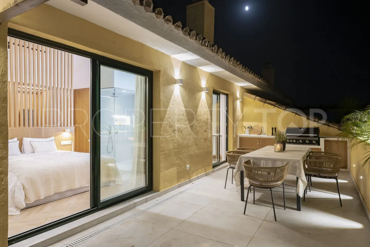 Penthouse for sale in New Golden Mile