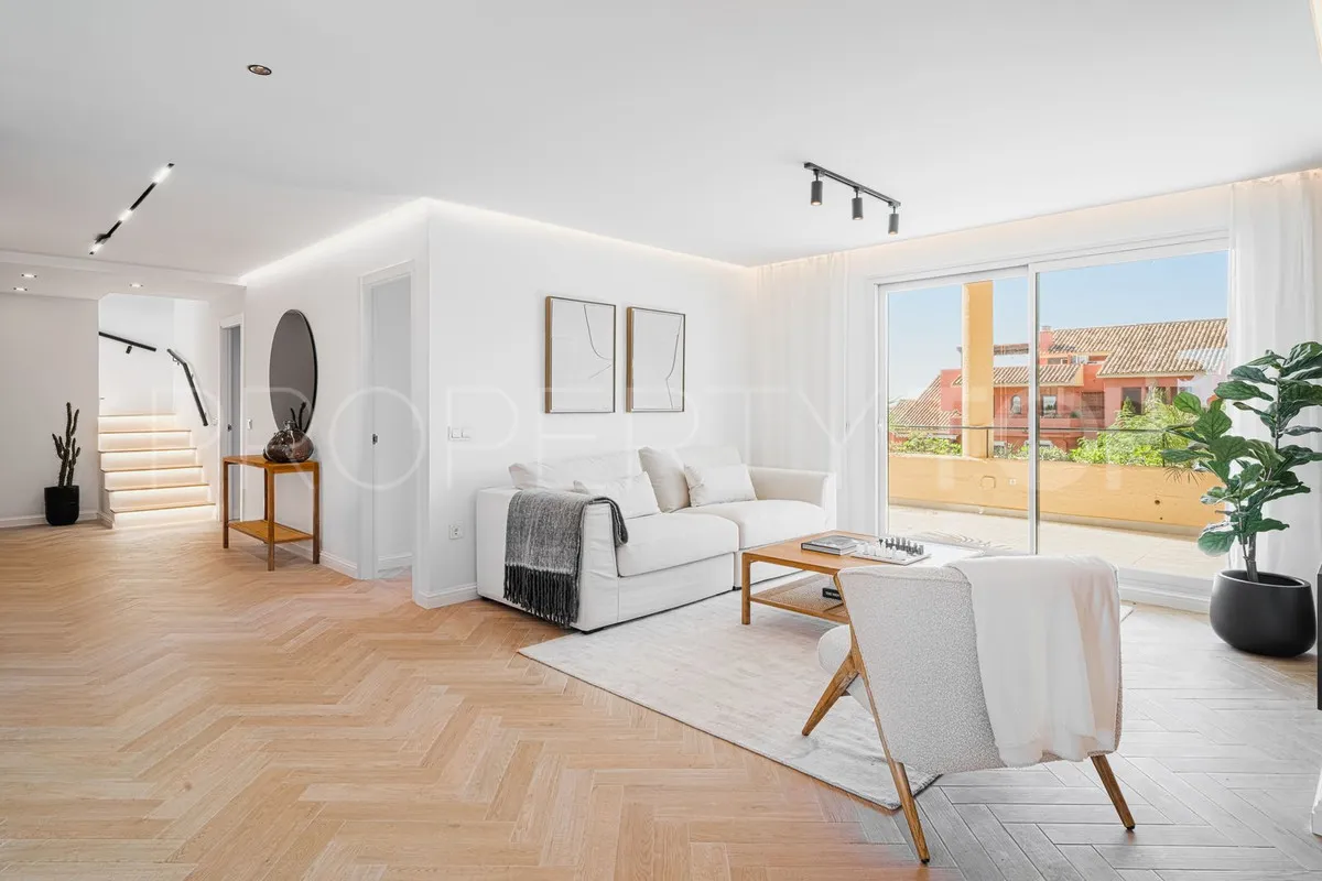 Penthouse for sale in New Golden Mile