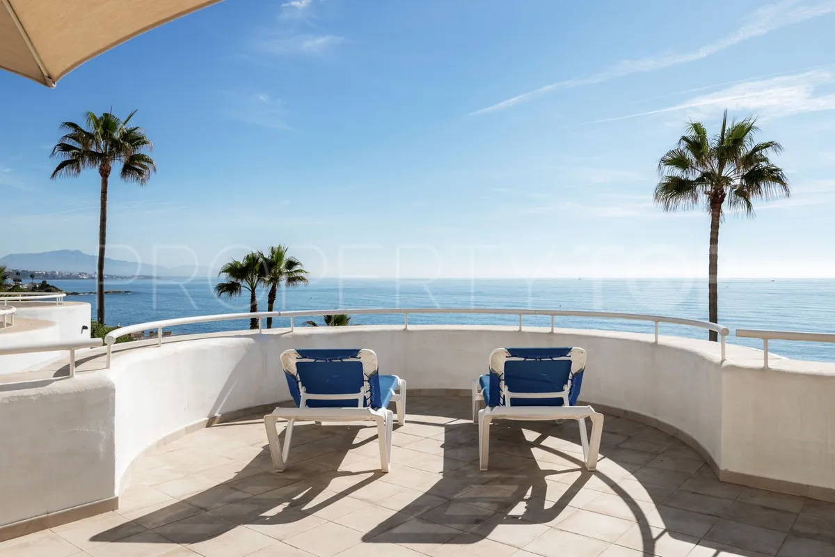Estepona, apartamento planta baja a la venta