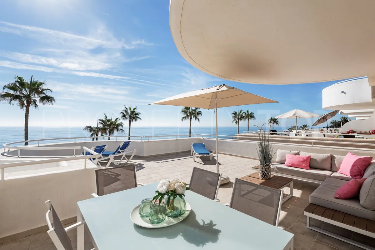 Estepona, apartamento planta baja a la venta