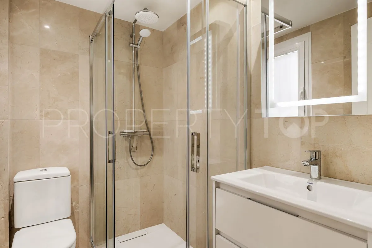 Estepona, apartamento planta baja a la venta