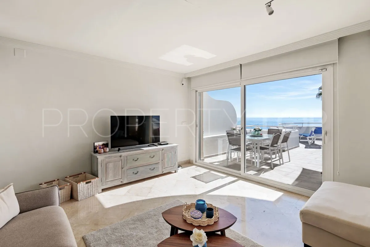 Estepona, apartamento planta baja a la venta