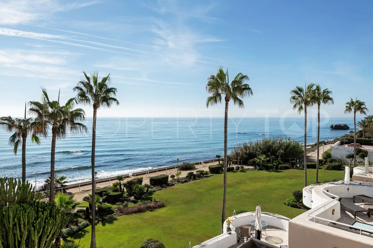 Estepona, apartamento planta baja a la venta