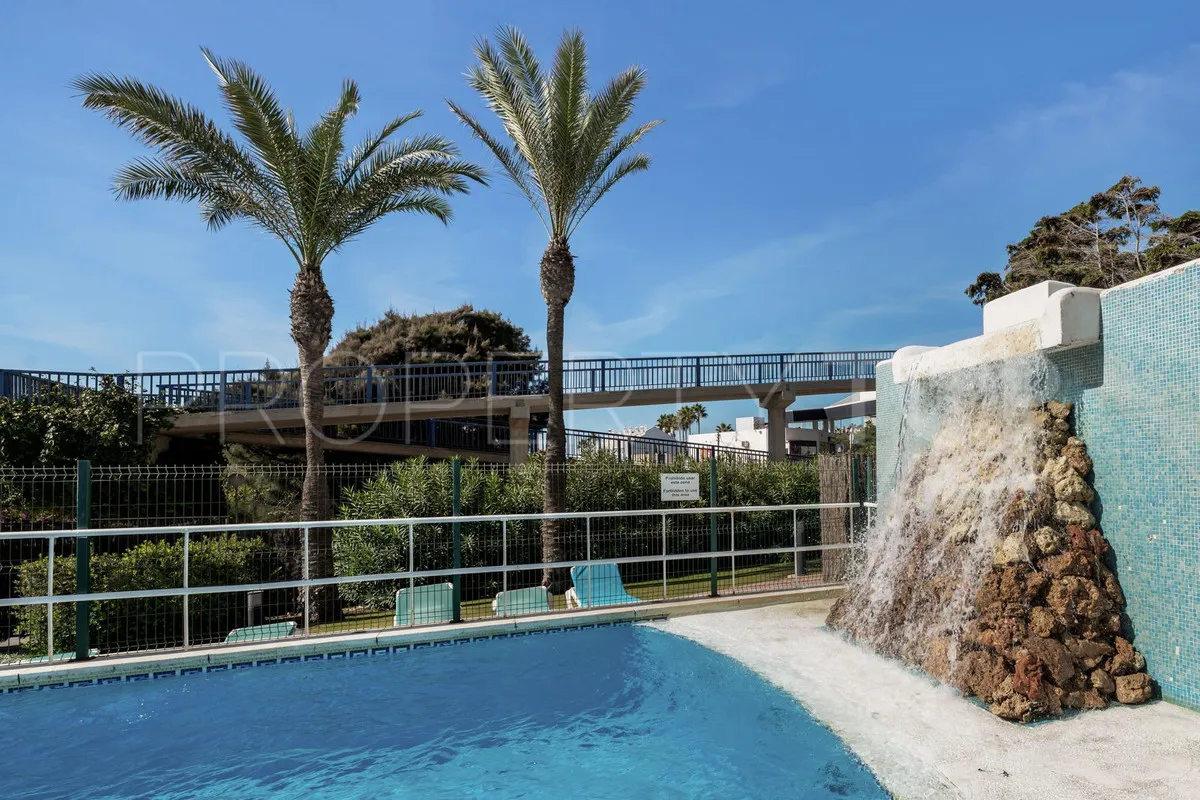 Estepona, apartamento planta baja a la venta