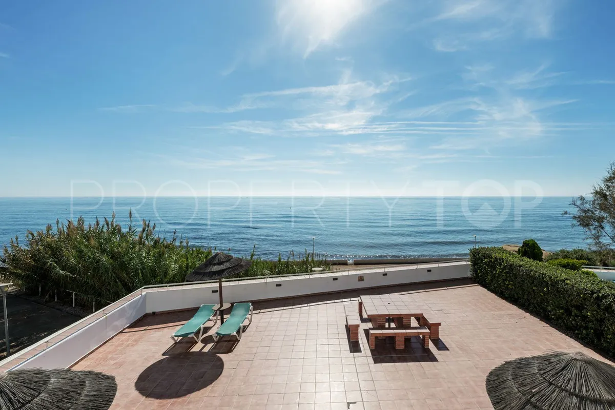 Estepona, apartamento planta baja a la venta