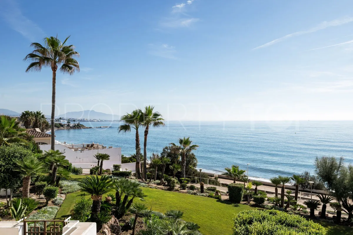 Estepona, apartamento planta baja a la venta