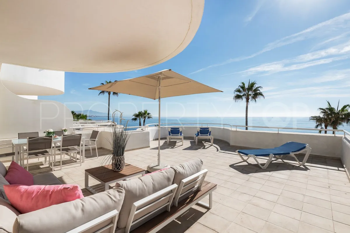 Estepona, apartamento planta baja a la venta