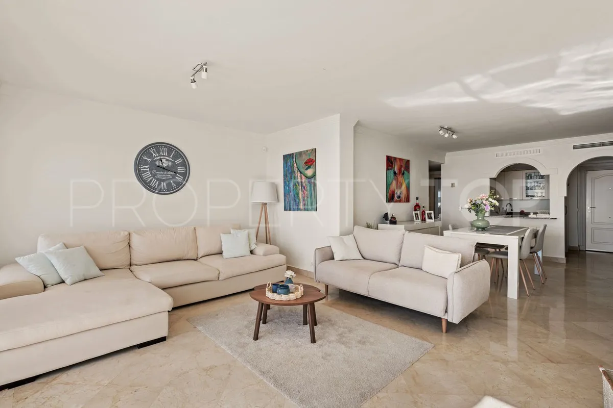 Estepona, apartamento planta baja a la venta