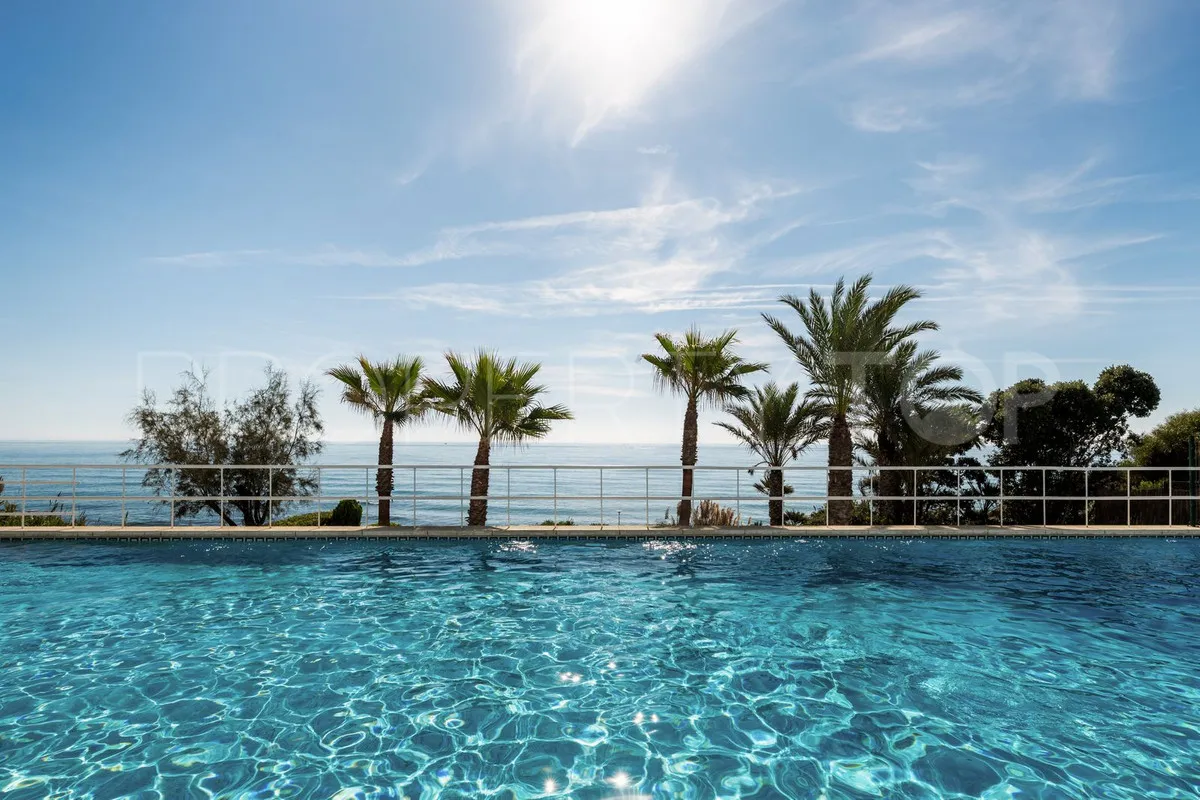 Estepona, apartamento planta baja a la venta