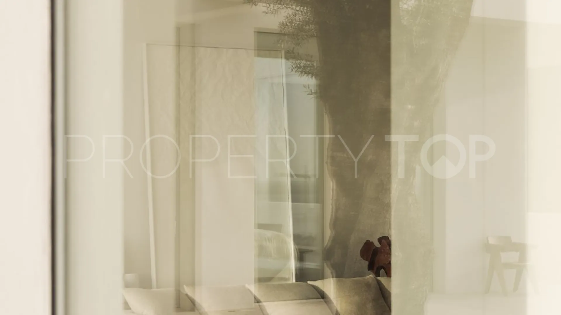 Villa for sale in Los Altos de los Monteros