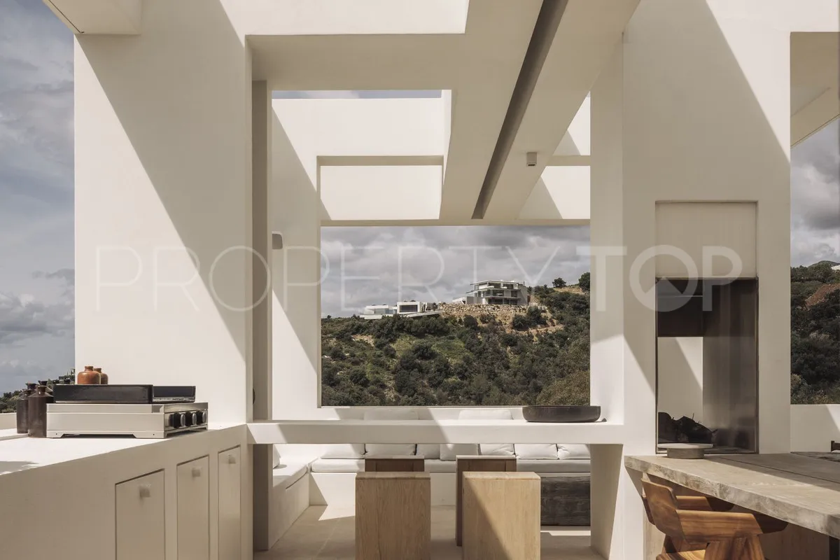 Villa for sale in Los Altos de los Monteros