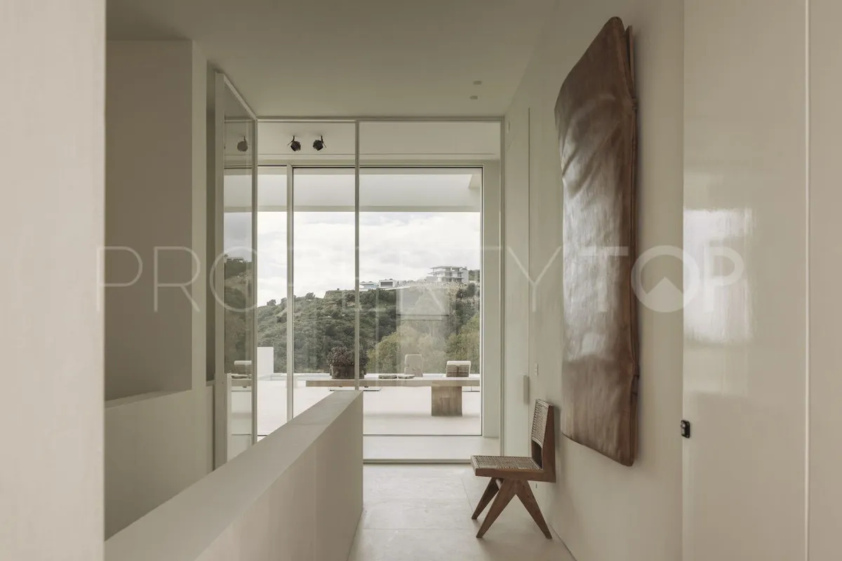 Villa for sale in Los Altos de los Monteros