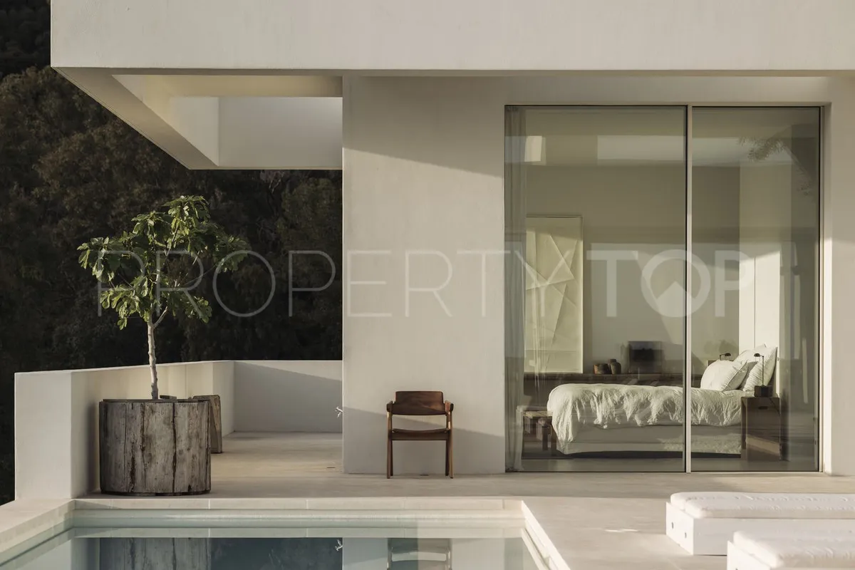 Villa for sale in Los Altos de los Monteros