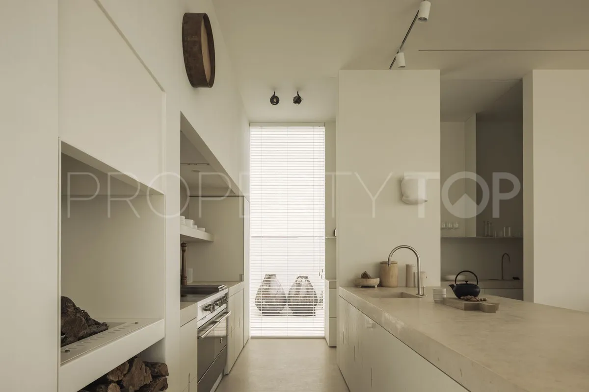 Villa for sale in Los Altos de los Monteros