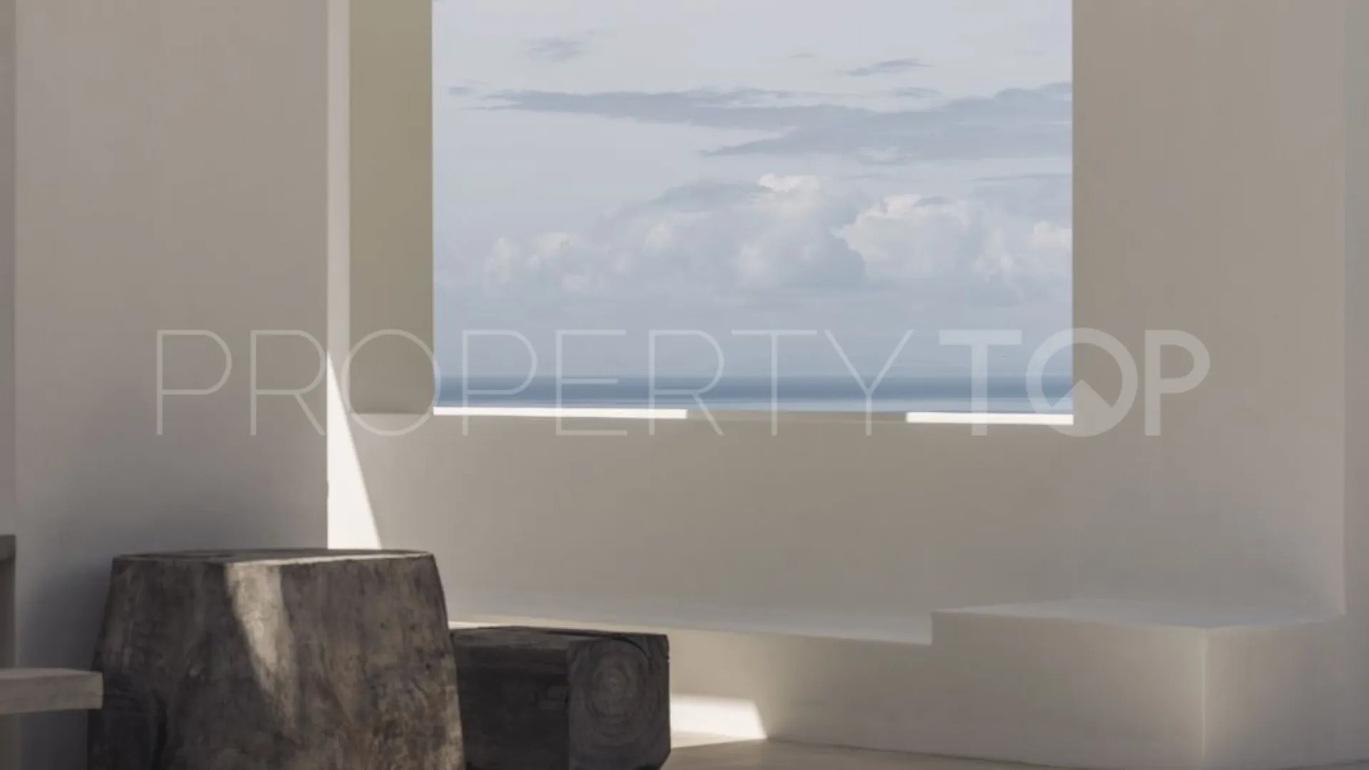 Villa for sale in Los Altos de los Monteros