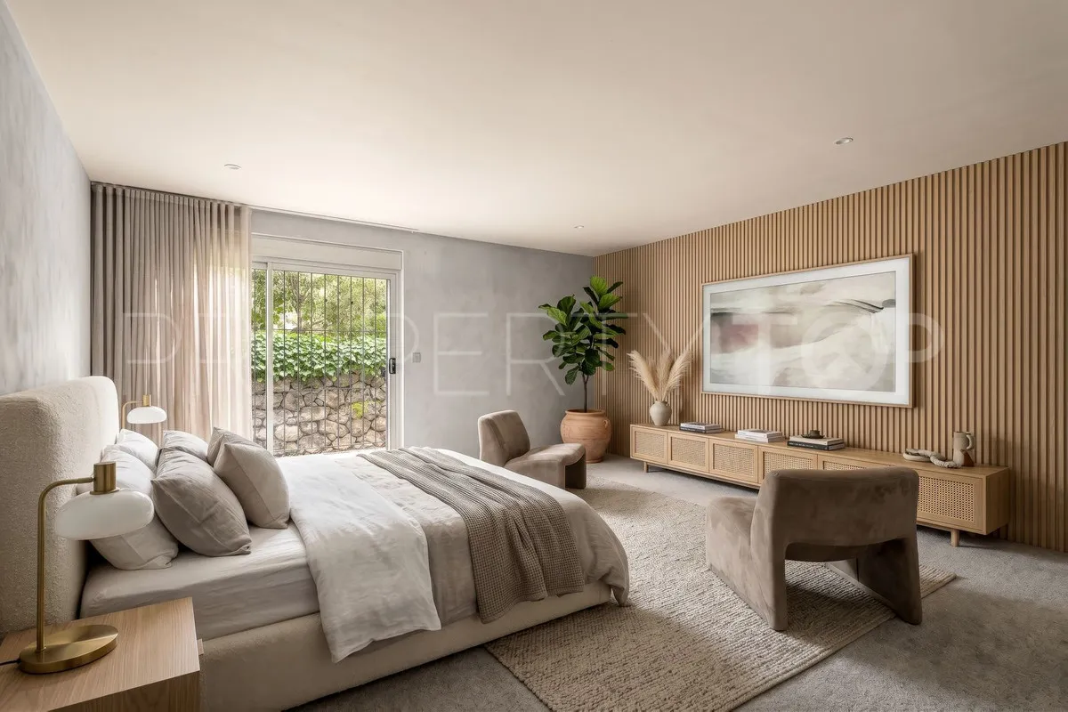 Villa for sale in Marbella City