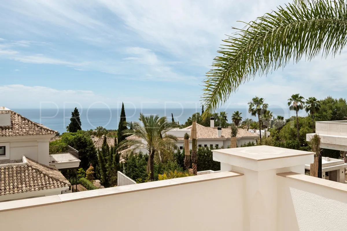 Buy villa with 5 bedrooms in Sierra Blanca