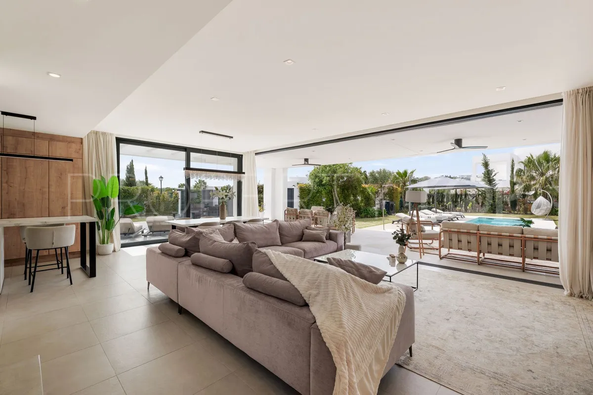 Villa for sale in La Cala Golf Resort