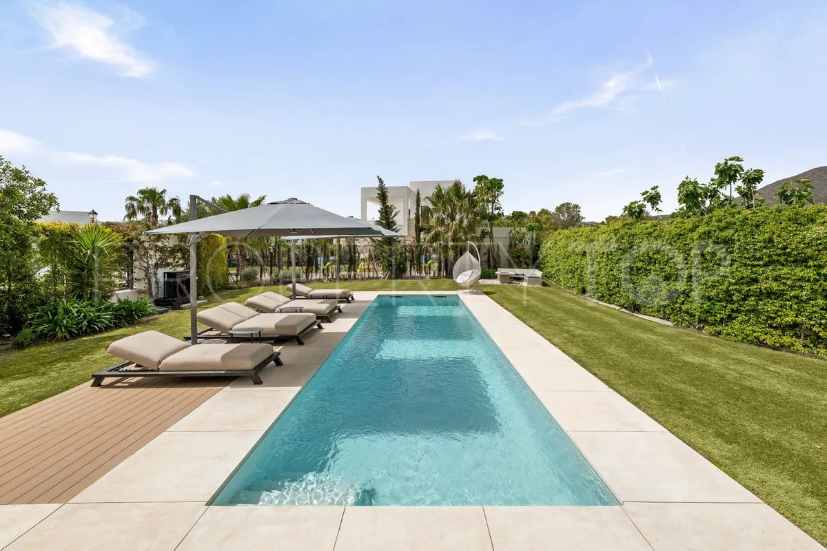 Villa for sale in La Cala Golf Resort