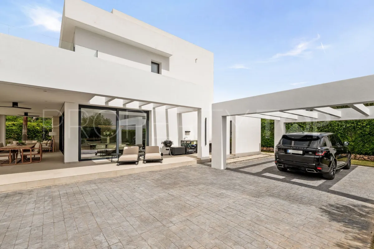 Villa for sale in La Cala Golf Resort