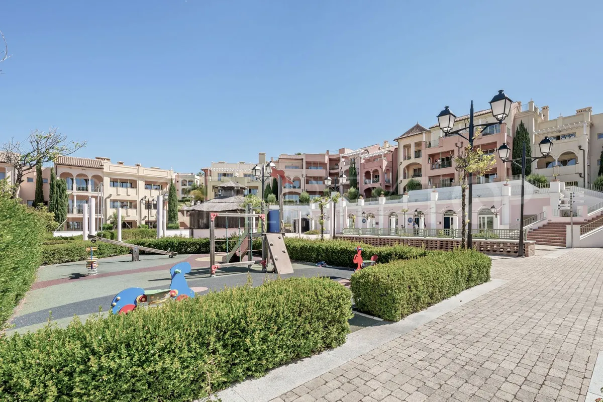 2 bedrooms apartment in Manilva for sale