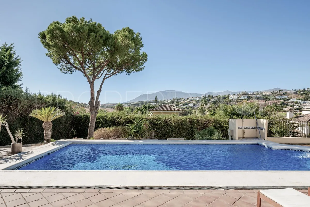 For sale villa in El Paraiso