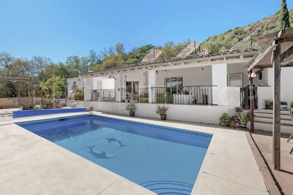 For sale Estepona finca