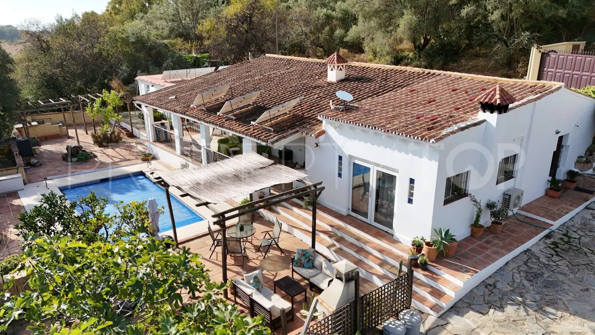 For sale Estepona finca
