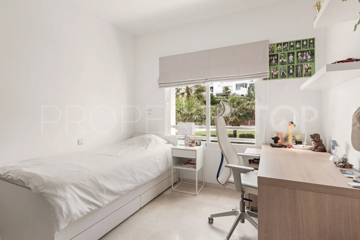 Se vende apartamento en Casares Playa