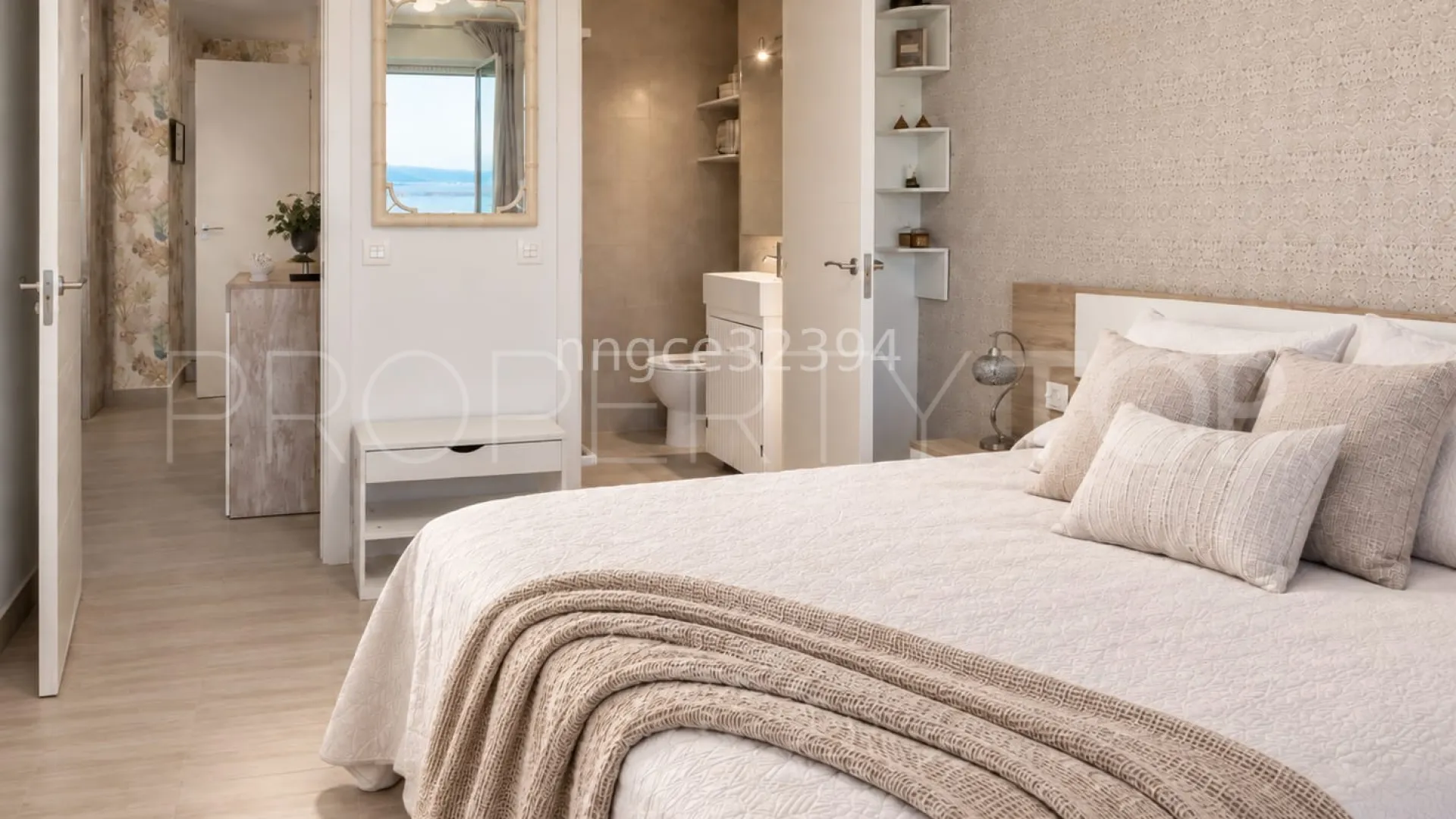 Apartamento en venta con 3 dormitorios en Torreguadiaro