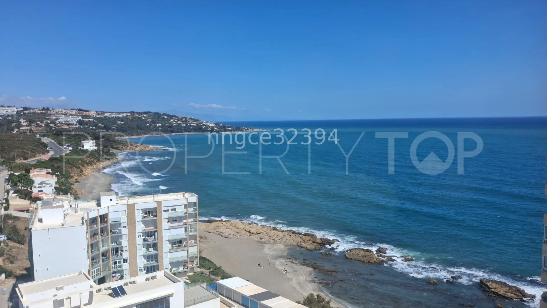Apartamento en venta con 3 dormitorios en Torreguadiaro