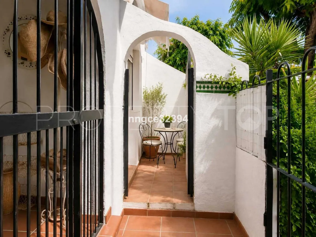 Se vende adosado de 3 dormitorios en Casares Playa